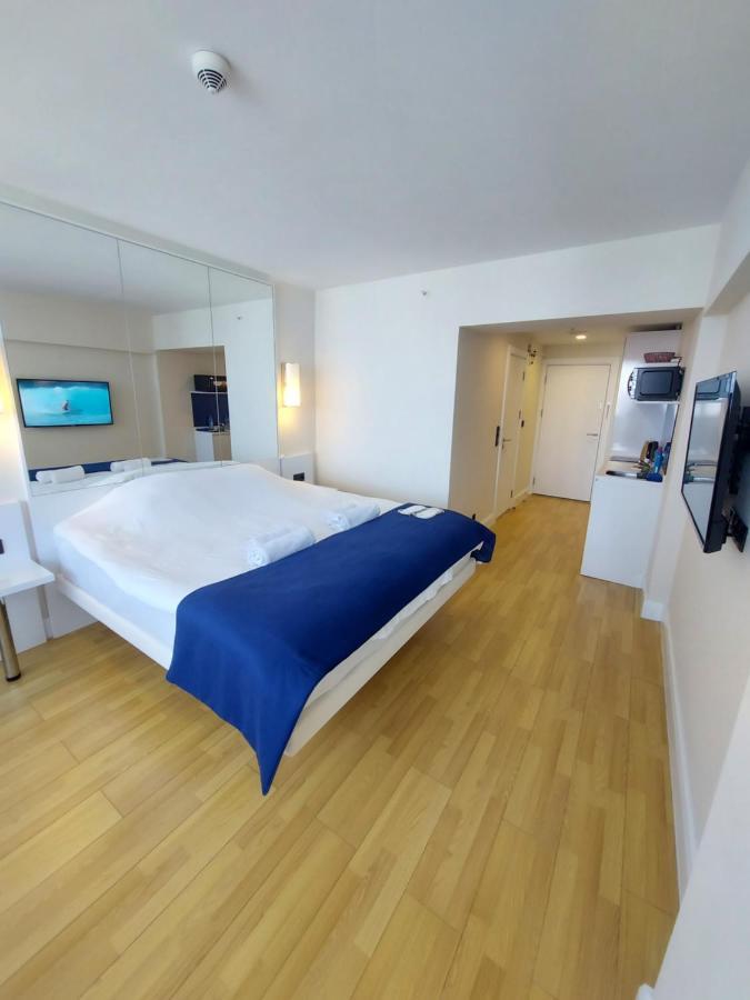 Appartamento Номера На Высоких Этажах 24,31 Batumi Esterno foto