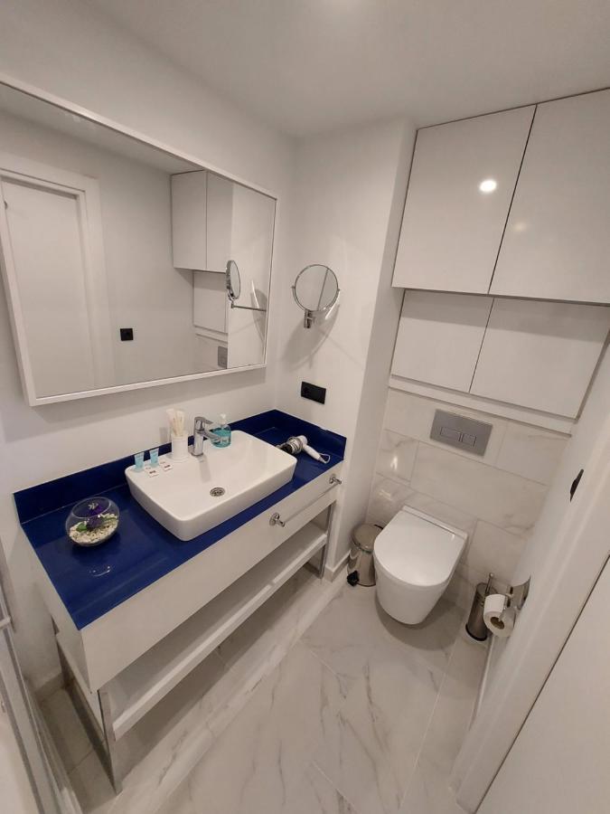 Appartamento Номера На Высоких Этажах 24,31 Batumi Esterno foto